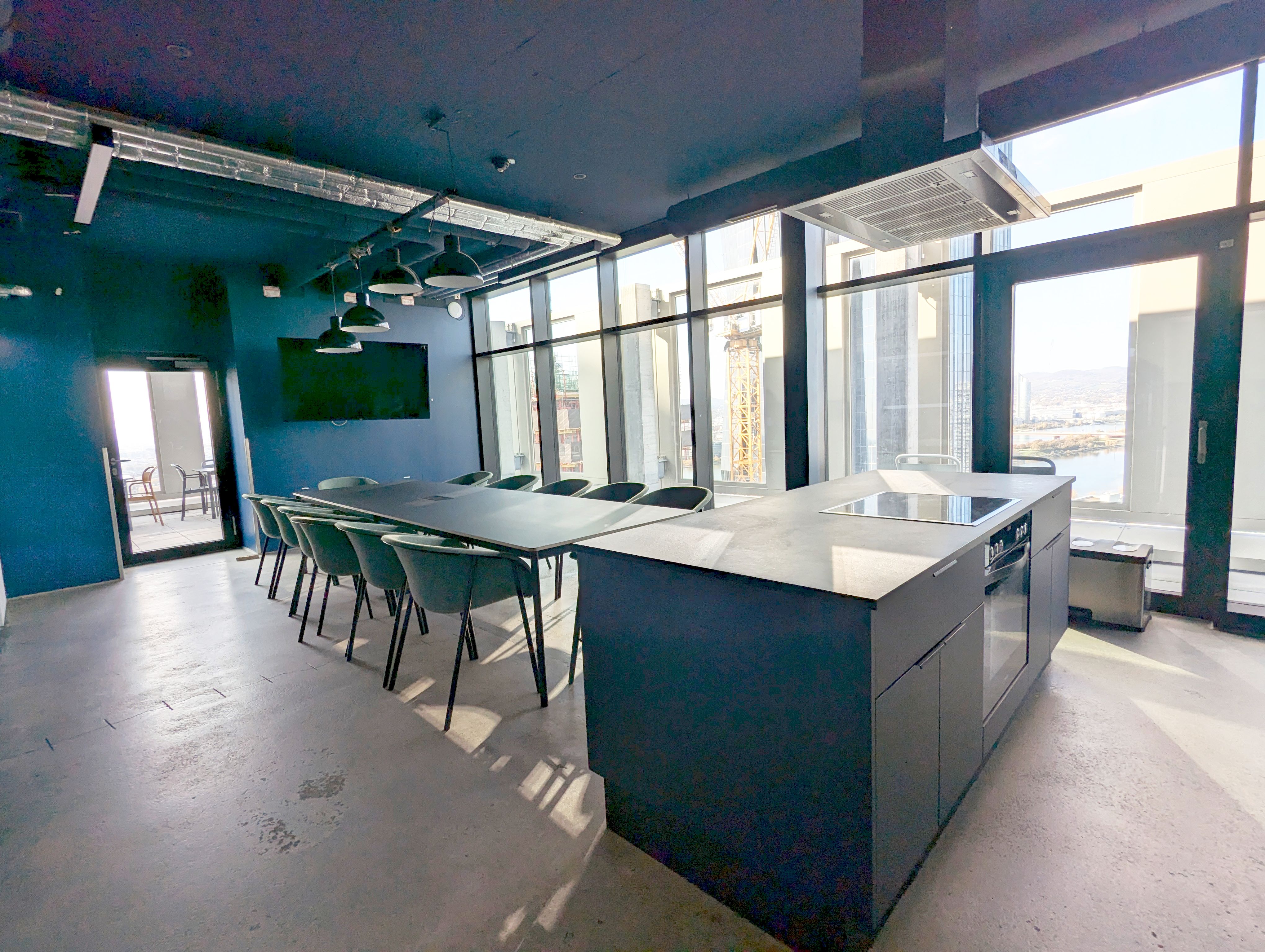 Gallery 18